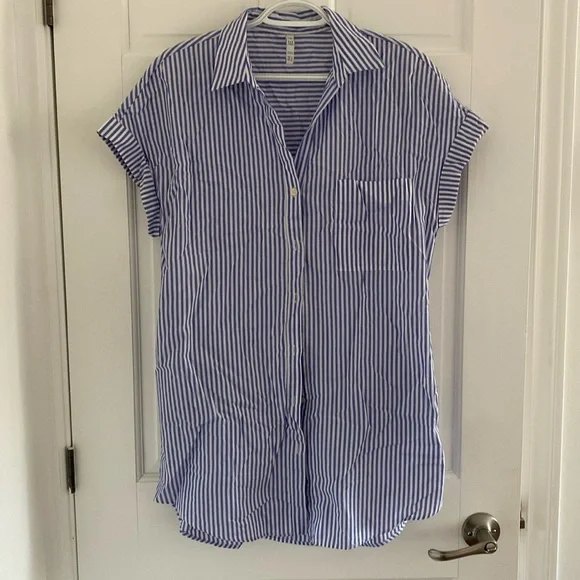 Button Front Dress - Picture 1 of 2